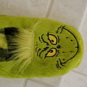 🎄 GRINCH SLIPPERS! 🎄
